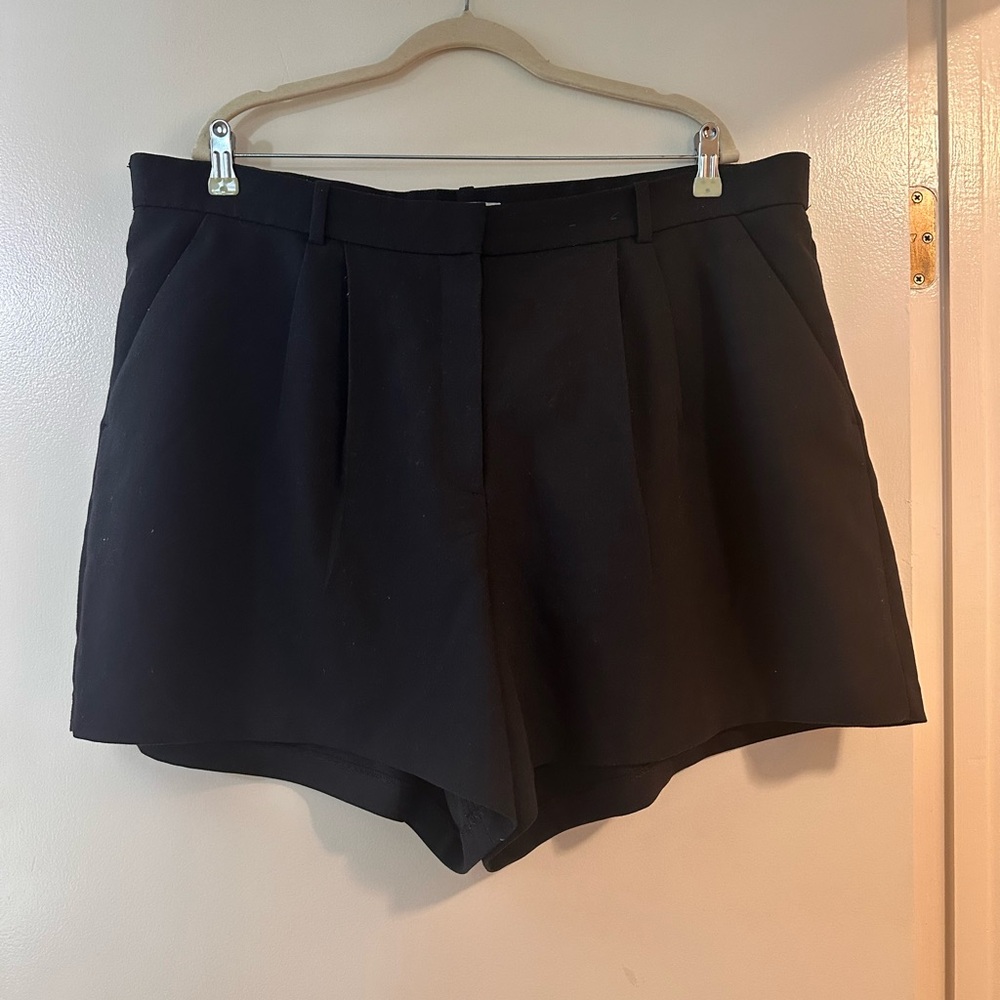 Curve Love Sloan style Tailored shorts